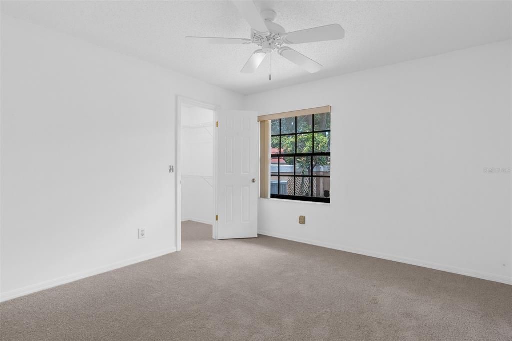 For Sale: $500,000 (3 beds, 2 baths, 1758 Square Feet)