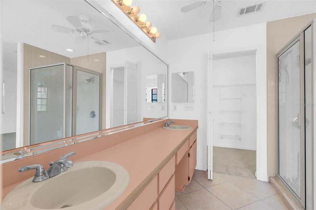 For Sale: $500,000 (3 beds, 2 baths, 1758 Square Feet)