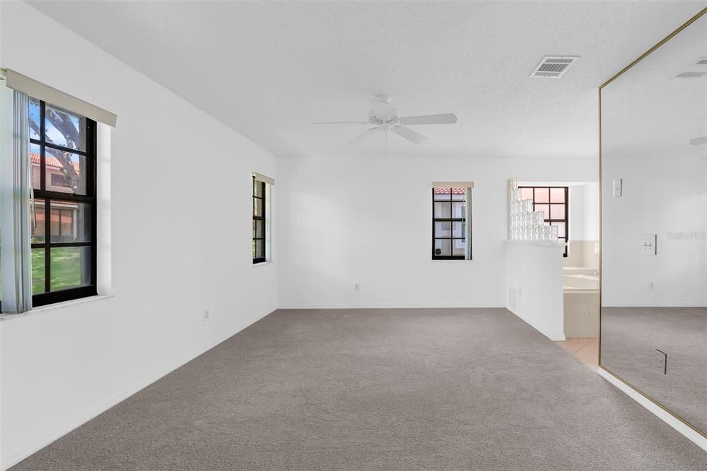 For Sale: $500,000 (3 beds, 2 baths, 1758 Square Feet)