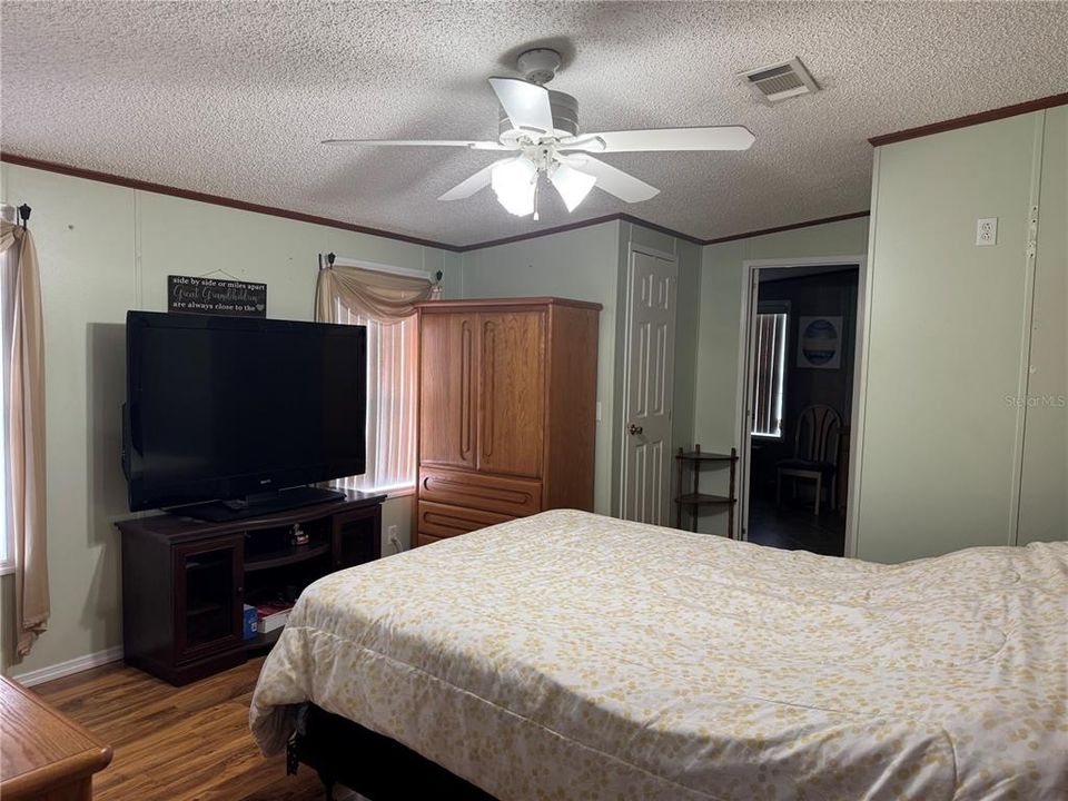En Venta: $150,000 (3 camas, 2 baños, 1680 Pies cuadrados)