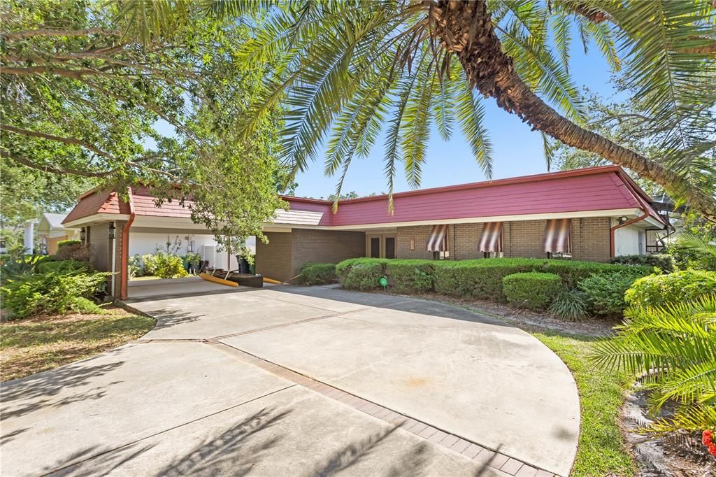 For Sale: $750,000 (0.22 acres)