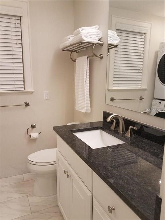 For Rent: $2,250 (1 beds, 1 baths, 595 Square Feet)