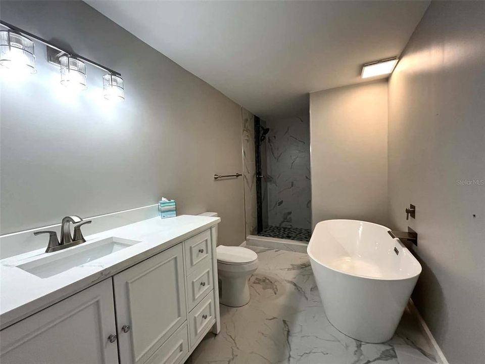 For Sale: $299,000 (3 beds, 2 baths, 3068 Square Feet)