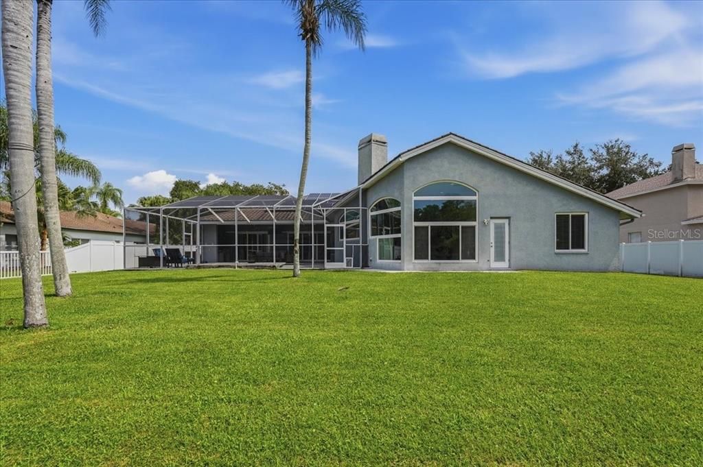 En Venta: $1,100,000 (5 camas, 3 baños, 3503 Pies cuadrados)