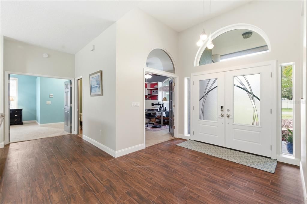 For Sale: $1,100,000 (5 beds, 3 baths, 3503 Square Feet)