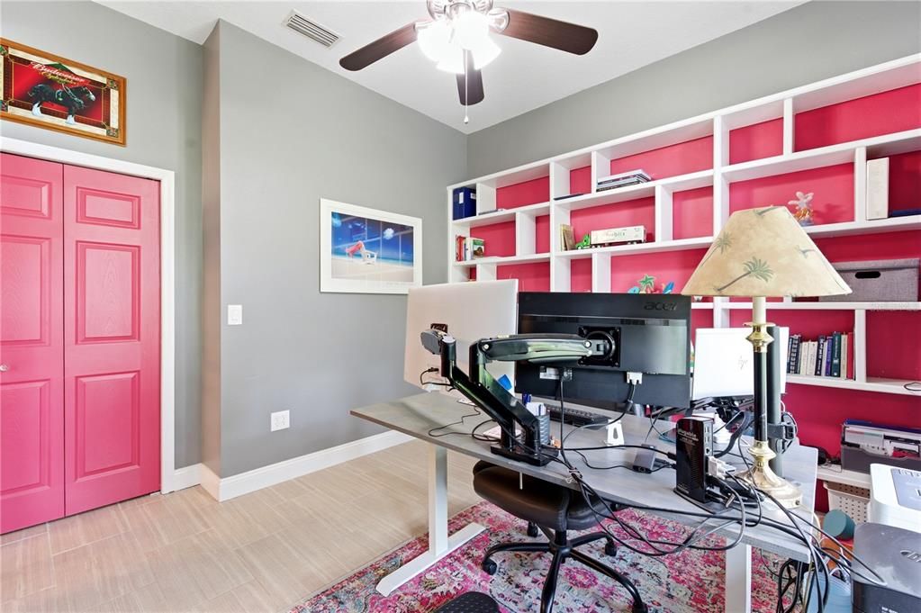 For Sale: $1,100,000 (5 beds, 3 baths, 3503 Square Feet)