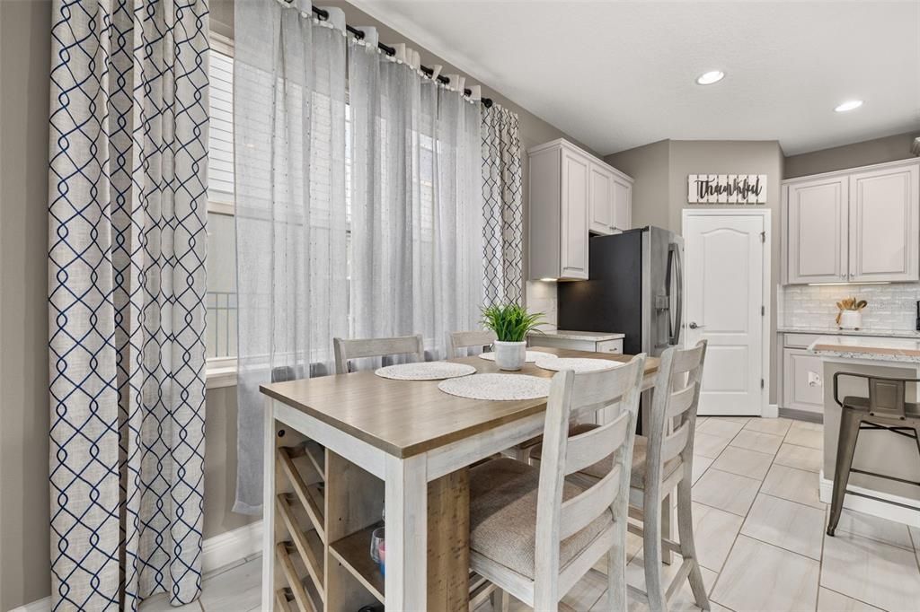 For Sale: $440,000 (3 beds, 2 baths, 1958 Square Feet)