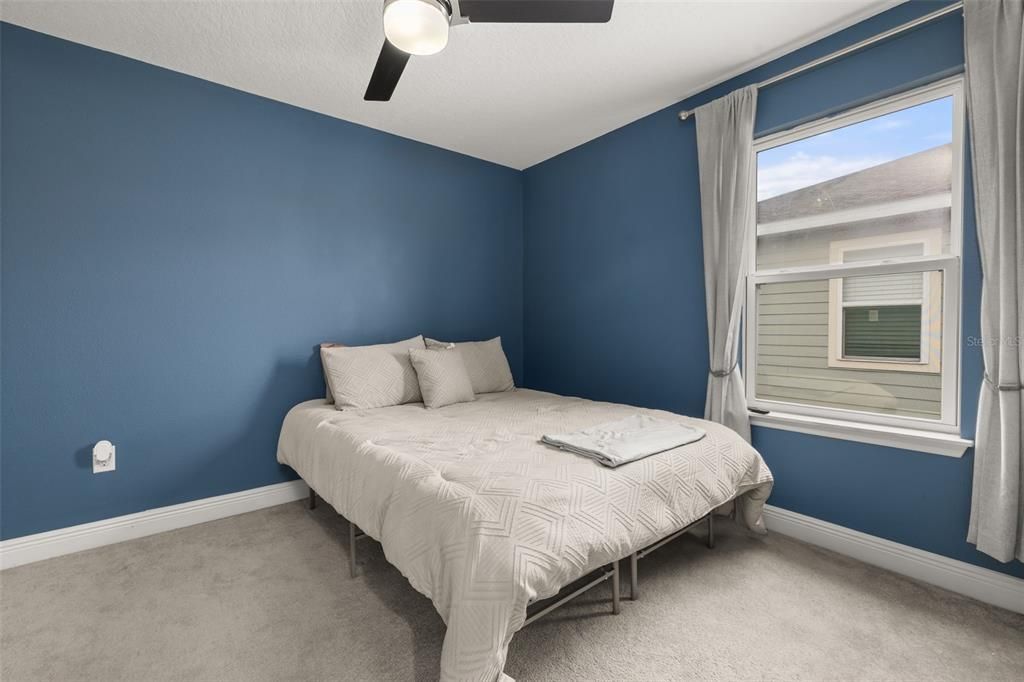 For Sale: $440,000 (3 beds, 2 baths, 1958 Square Feet)