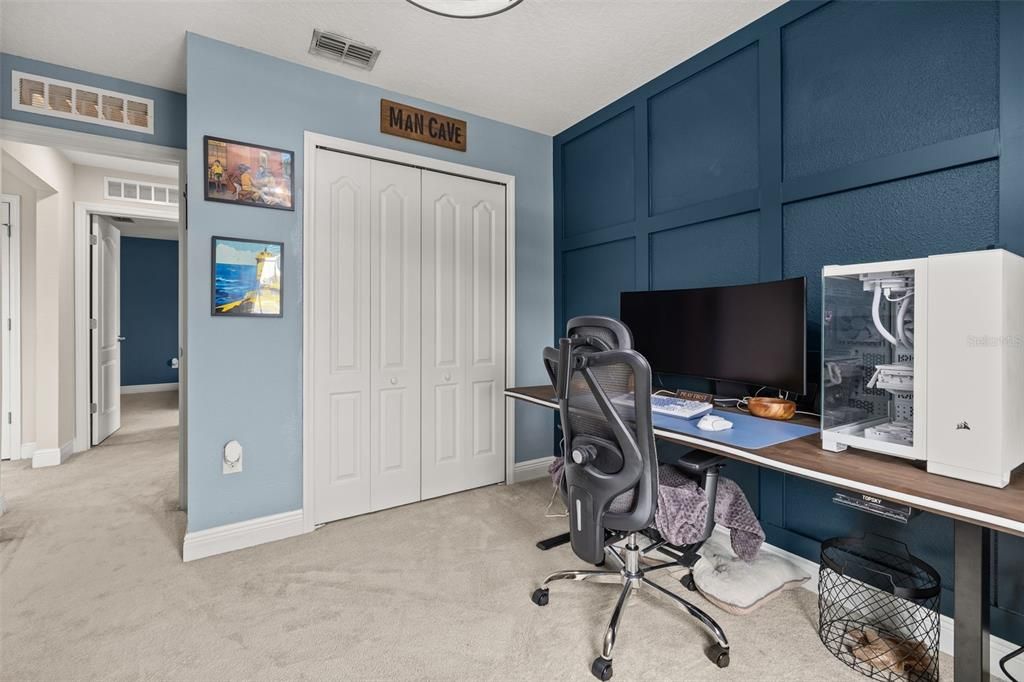 For Sale: $440,000 (3 beds, 2 baths, 1958 Square Feet)