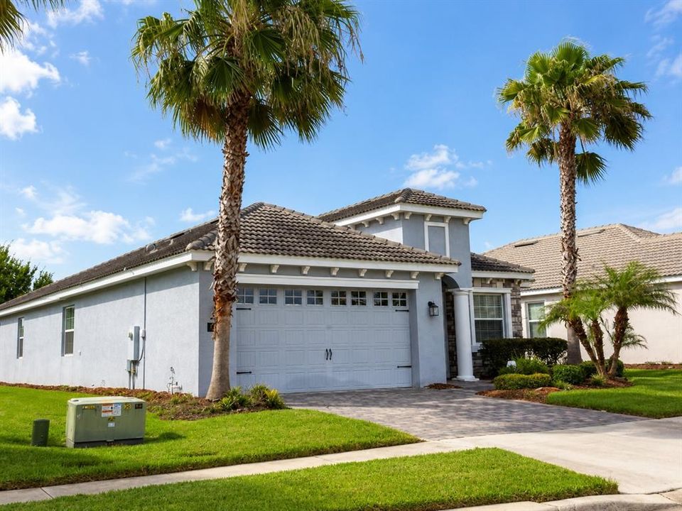 For Sale: $429,900 (4 beds, 2 baths, 2269 Square Feet)