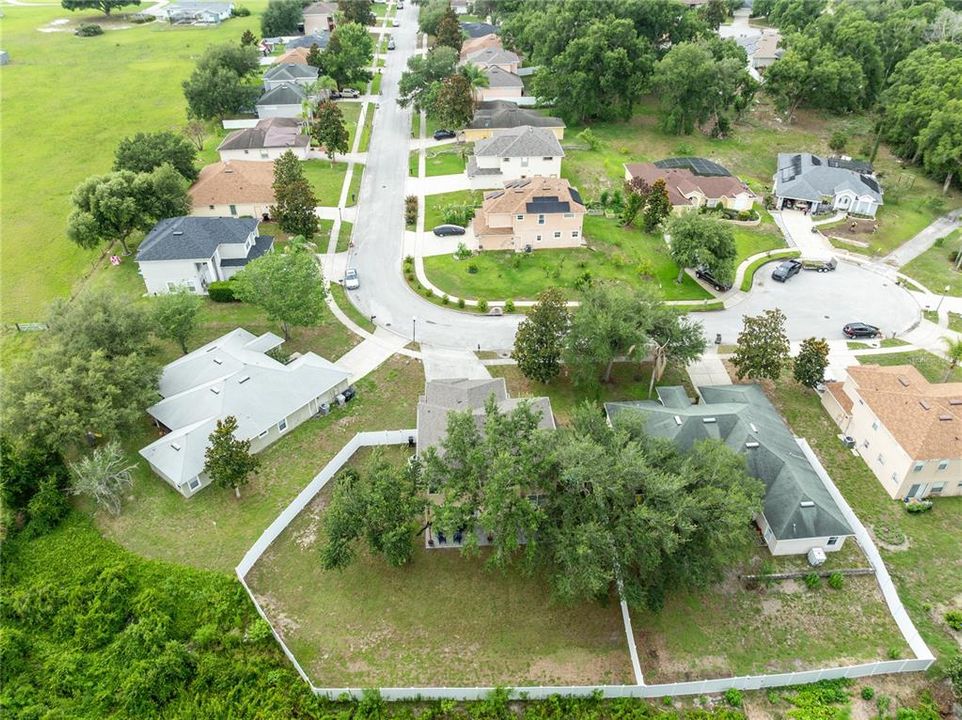 На продажу: $449,900 (4 спален, 2 ванн, 2070 Квадратных фут)