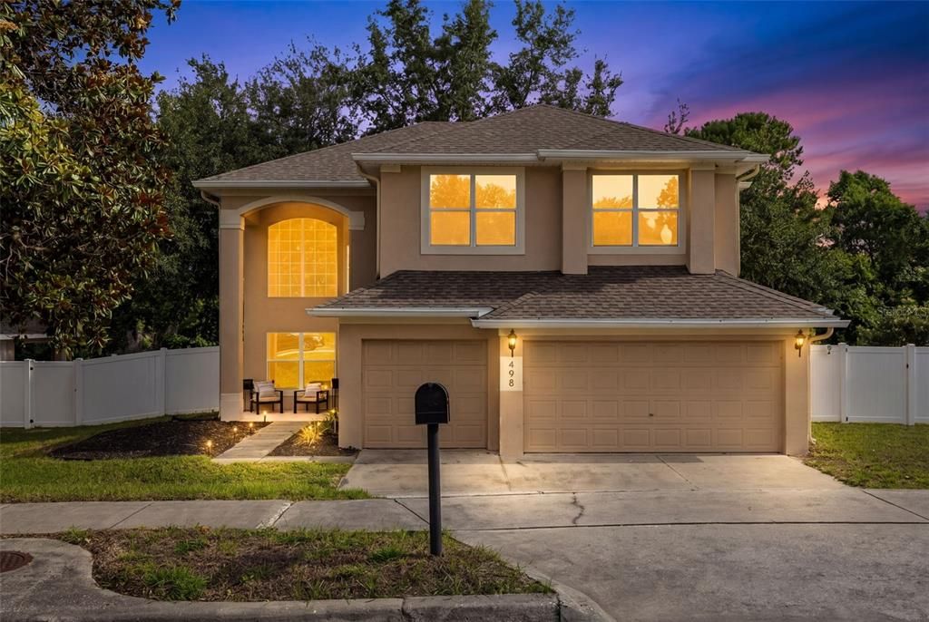 На продажу: $449,900 (4 спален, 2 ванн, 2070 Квадратных фут)