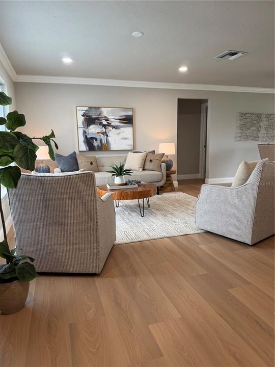 For Sale: $405,000 (2 beds, 2 baths, 1587 Square Feet)