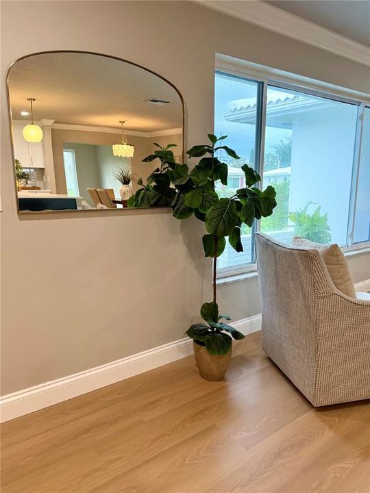 For Sale: $405,000 (2 beds, 2 baths, 1587 Square Feet)