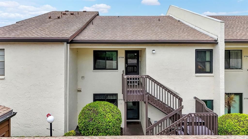 For Sale: $225,000 (2 beds, 2 baths, 1240 Square Feet)