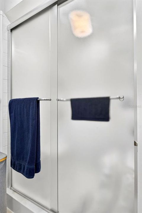 For Sale: $225,000 (2 beds, 2 baths, 1240 Square Feet)