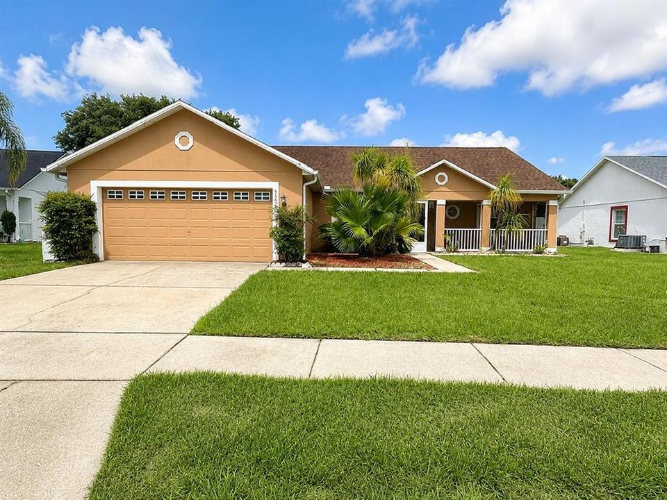 For Sale: $369,900 (3 beds, 2 baths, 1606 Square Feet)
