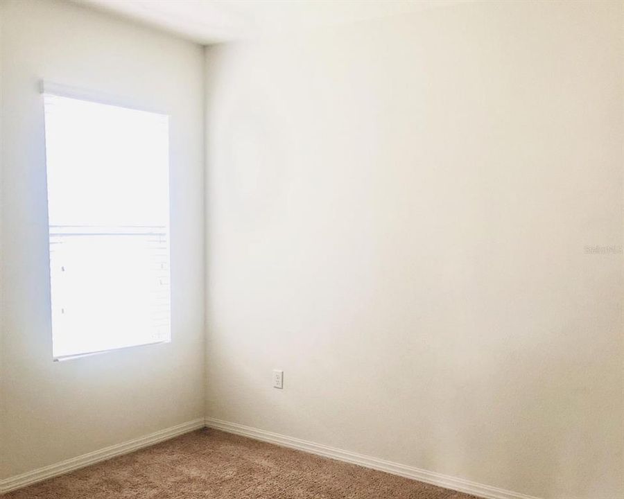En Renta: $2,150 (3 camas, 2 baños, 1690 Pies cuadrados)