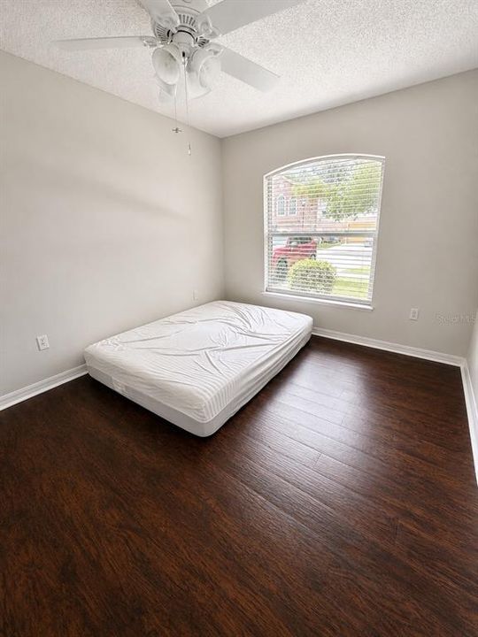 В аренду: $2,600 (3 спален, 2 ванн, 1312 Квадратных фут)