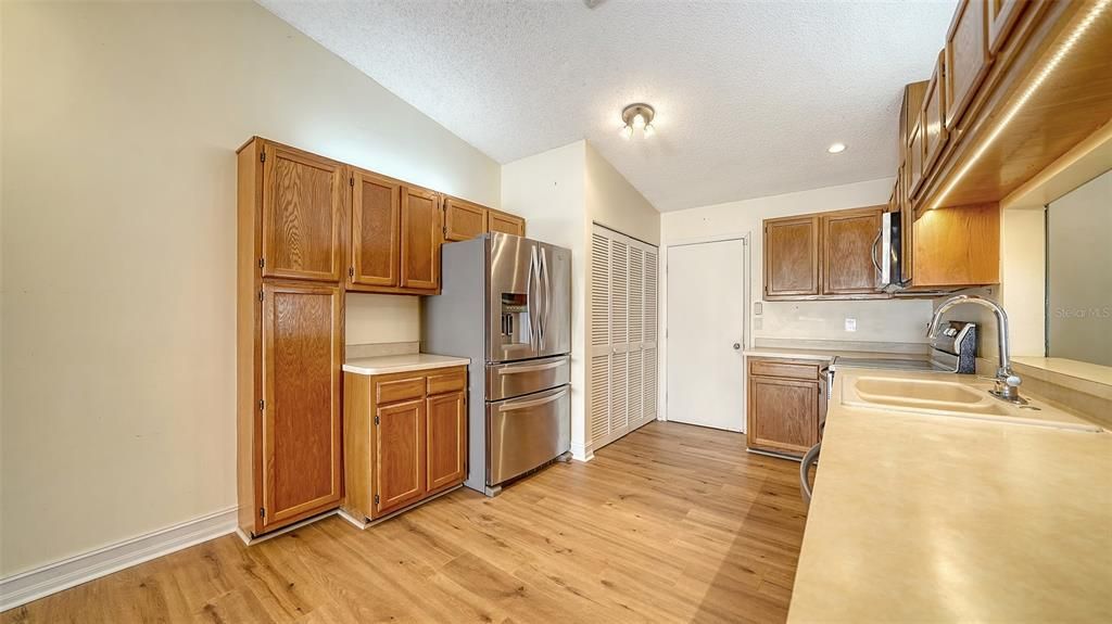 For Sale: $269,900 (3 beds, 2 baths, 1803 Square Feet)