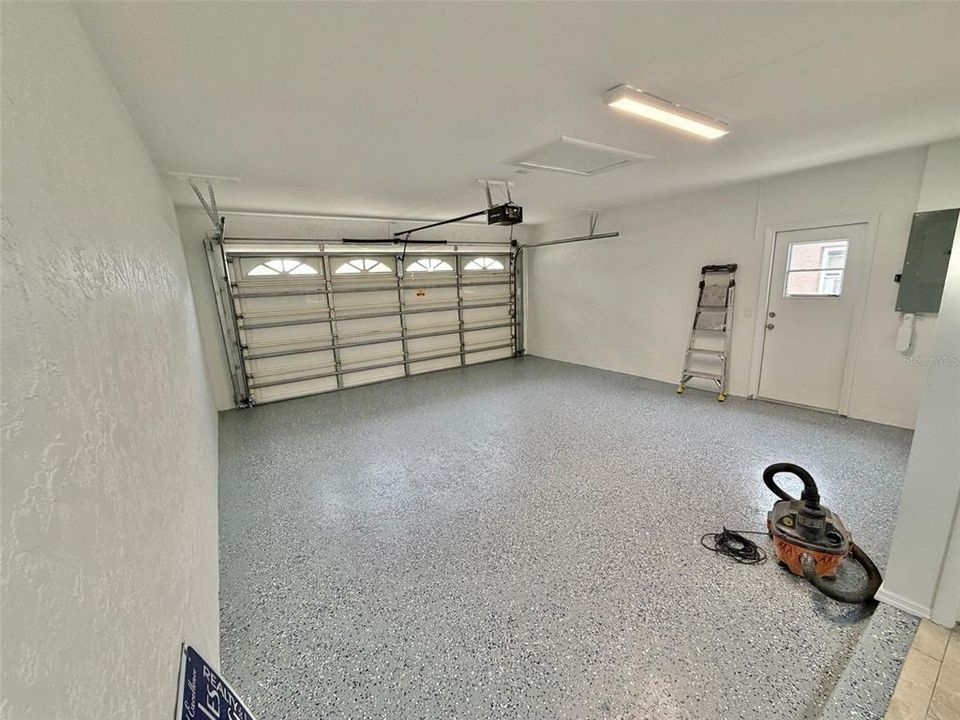 En Venta: $449,900 (3 camas, 2 baños, 1455 Pies cuadrados)