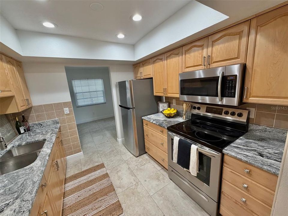 En Venta: $449,900 (3 camas, 2 baños, 1455 Pies cuadrados)