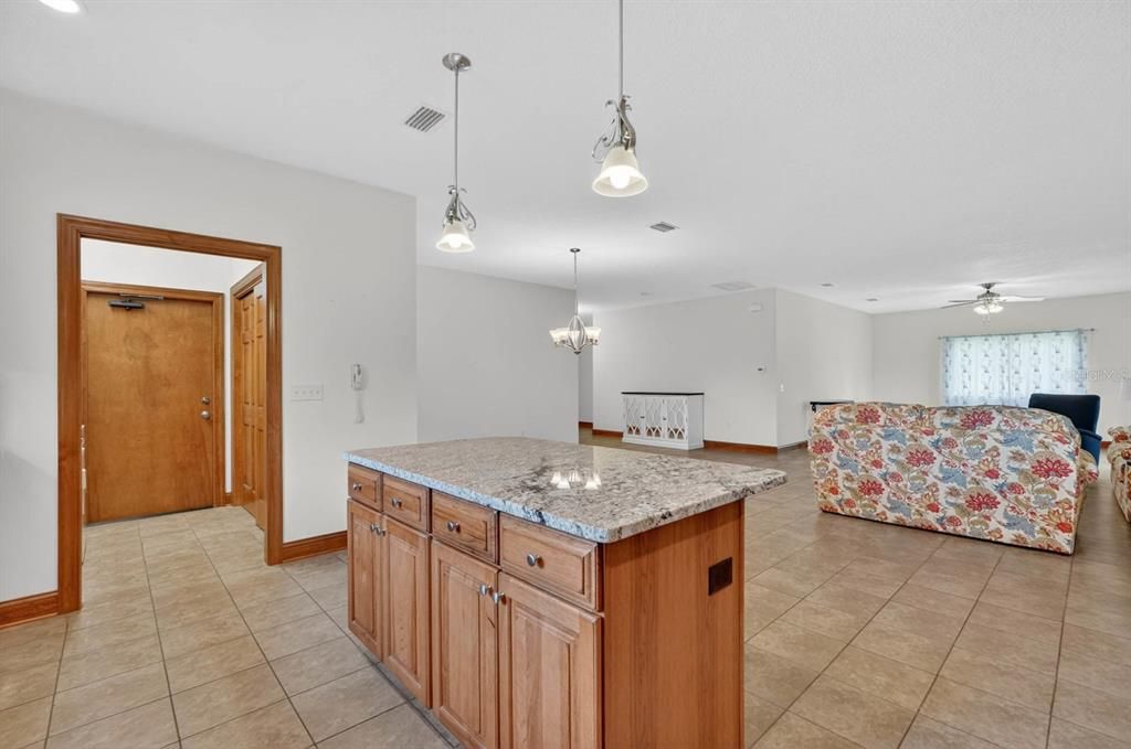For Sale: $499,900 (3 beds, 2 baths, 2202 Square Feet)
