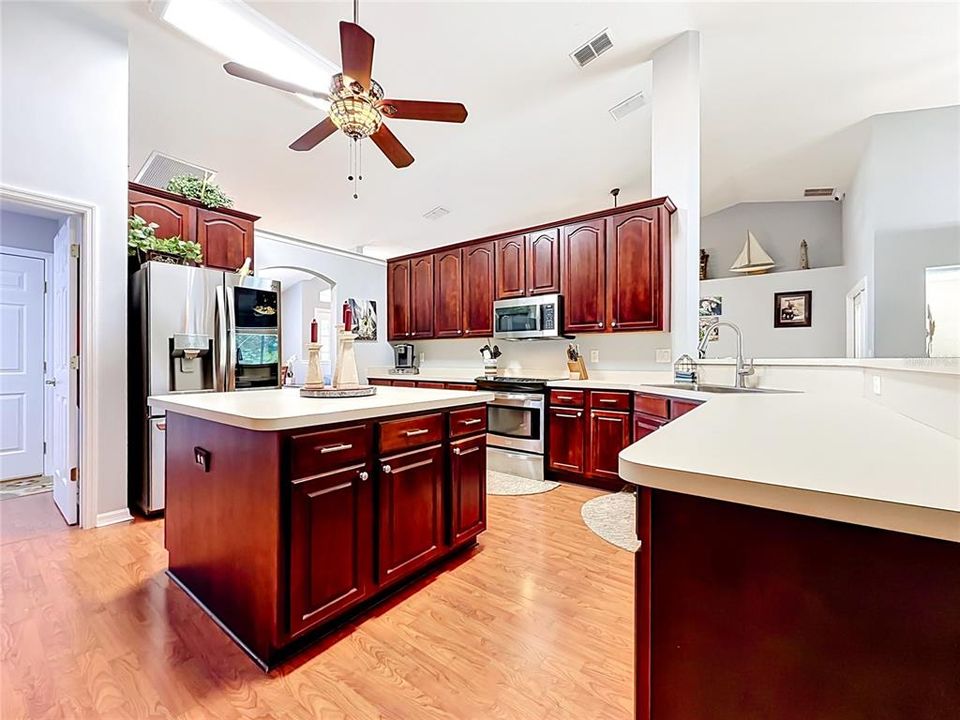 For Sale: $592,000 (4 beds, 2 baths, 2831 Square Feet)