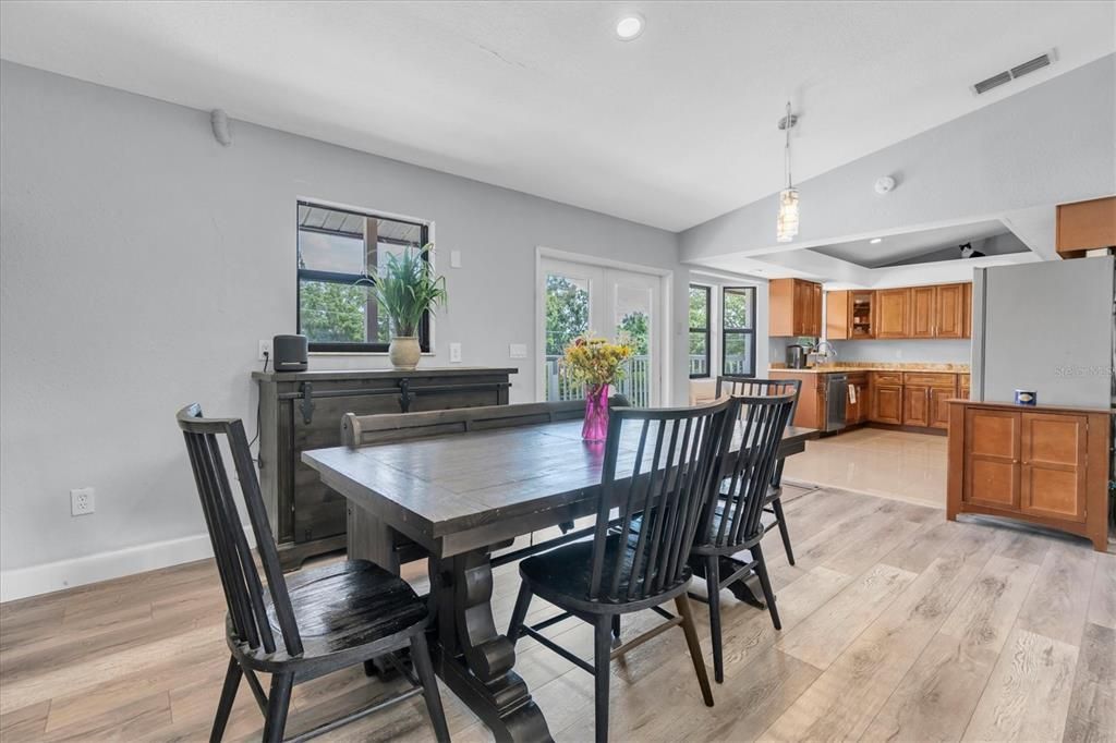 For Sale: $449,000 (4 beds, 3 baths, 1820 Square Feet)