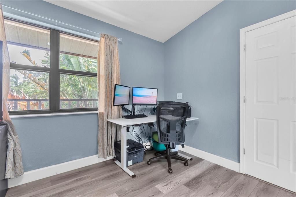 For Sale: $449,000 (4 beds, 3 baths, 1820 Square Feet)