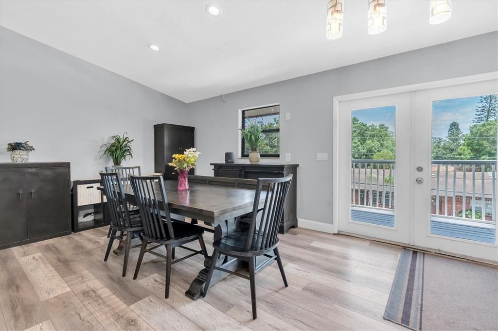 For Sale: $449,000 (4 beds, 3 baths, 1820 Square Feet)