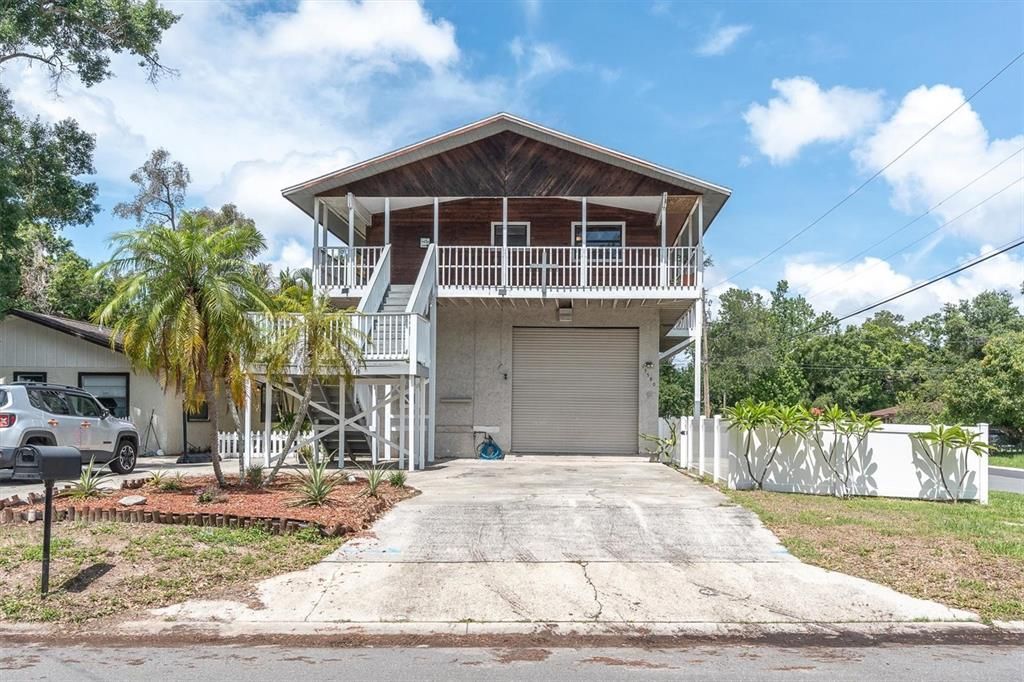 For Sale: $449,000 (4 beds, 3 baths, 1820 Square Feet)