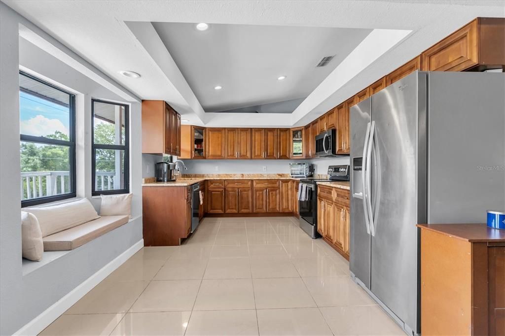 For Sale: $449,000 (4 beds, 3 baths, 1820 Square Feet)