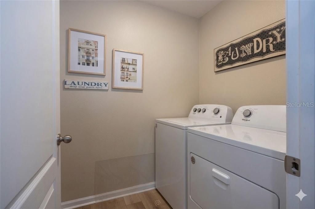 For Sale: $350,000 (4 beds, 2 baths, 1862 Square Feet)