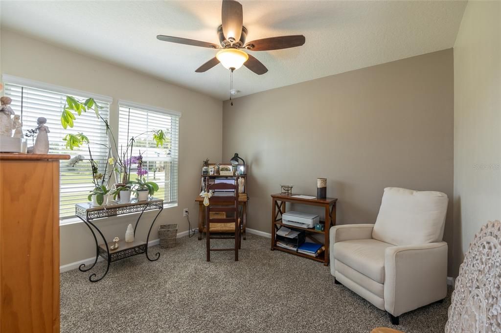 For Sale: $350,000 (4 beds, 2 baths, 1862 Square Feet)