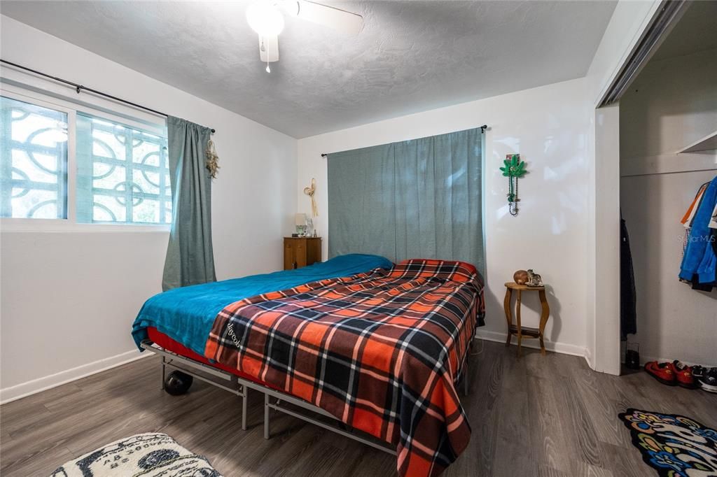 For Rent: $2,200 (3 beds, 2 baths, 1337 Square Feet)