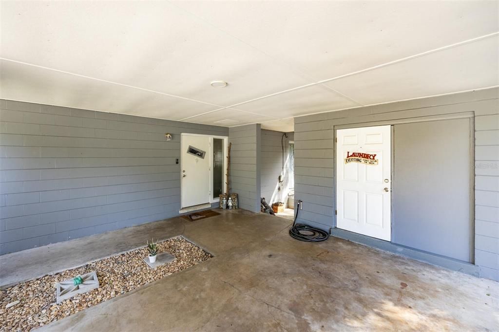 For Rent: $2,200 (3 beds, 2 baths, 1337 Square Feet)