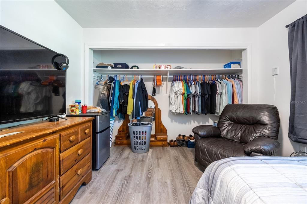 For Rent: $2,200 (3 beds, 2 baths, 1337 Square Feet)