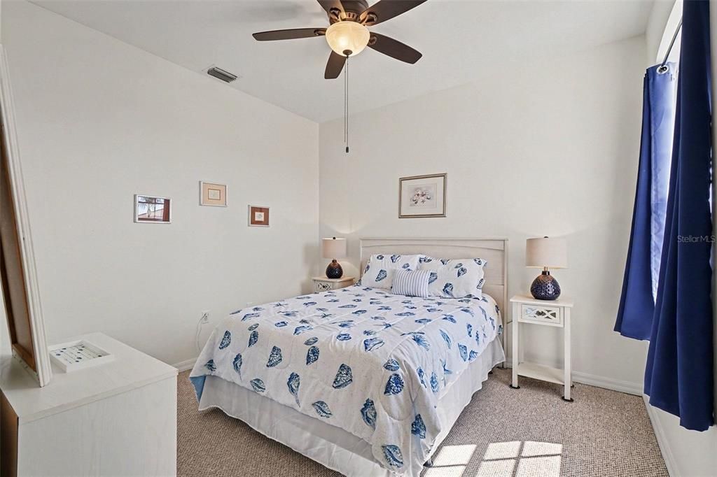 For Sale: $365,000 (3 beds, 2 baths, 1863 Square Feet)