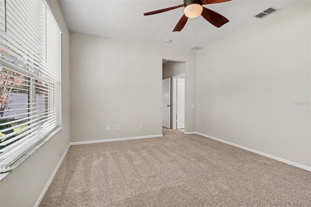 For Sale: $349,900 (3 beds, 2 baths, 1869 Square Feet)