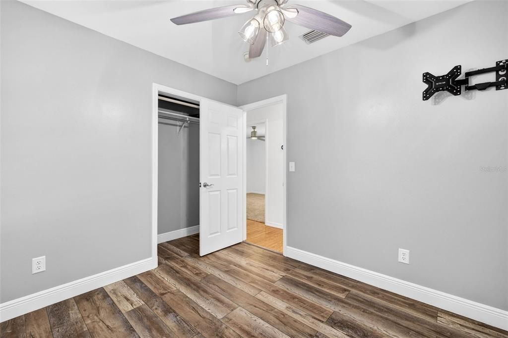 For Sale: $399,900 (3 beds, 2 baths, 1540 Square Feet)