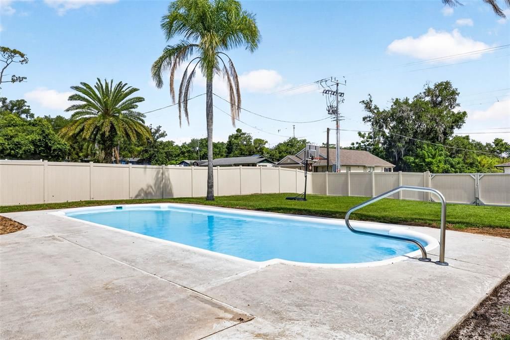 For Sale: $399,900 (3 beds, 2 baths, 1540 Square Feet)