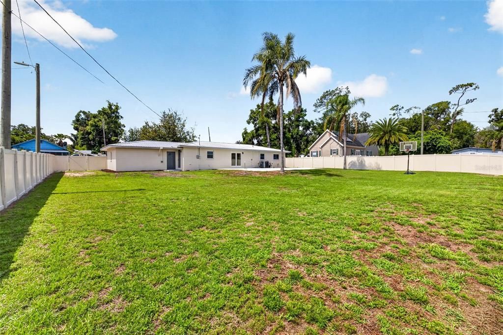 For Sale: $399,900 (3 beds, 2 baths, 1540 Square Feet)