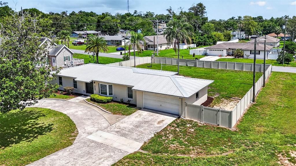 For Sale: $399,900 (3 beds, 2 baths, 1540 Square Feet)