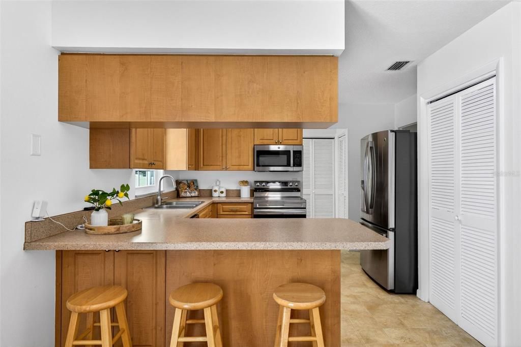 For Sale: $399,900 (3 beds, 2 baths, 1540 Square Feet)