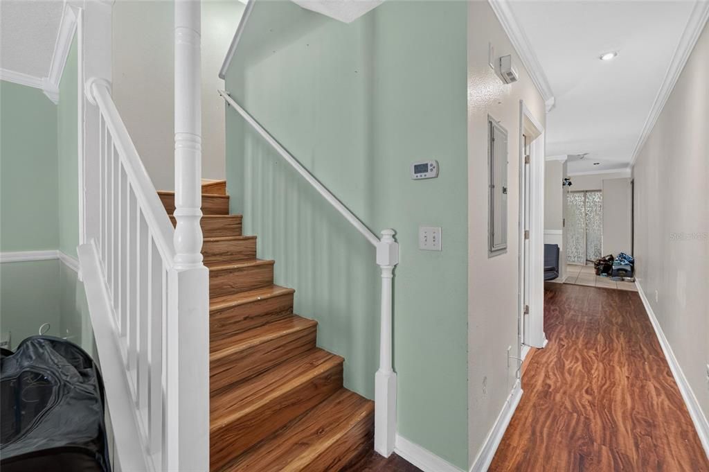 For Sale: $214,999 (2 beds, 2 baths, 1532 Square Feet)