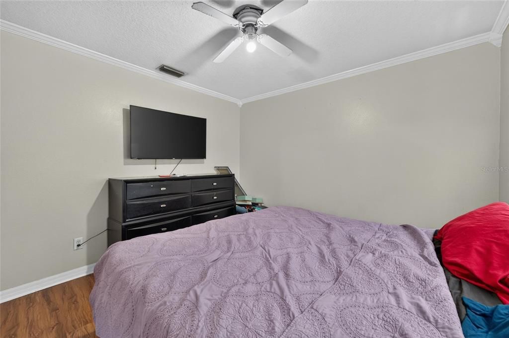 For Sale: $214,999 (2 beds, 2 baths, 1532 Square Feet)