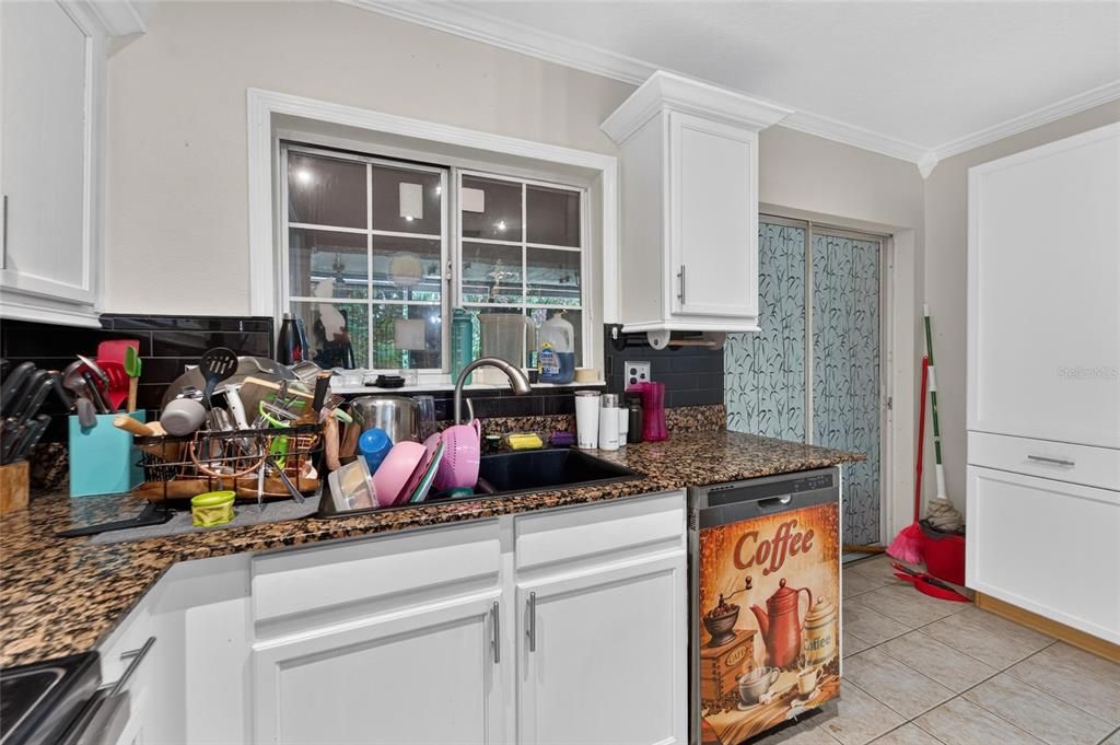 For Sale: $214,999 (2 beds, 2 baths, 1532 Square Feet)