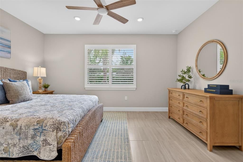 For Sale: $430,000 (2 beds, 2 baths, 1602 Square Feet)