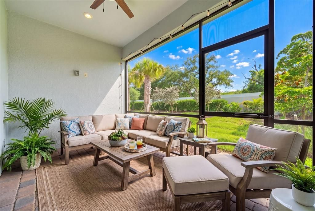 For Sale: $430,000 (2 beds, 2 baths, 1602 Square Feet)